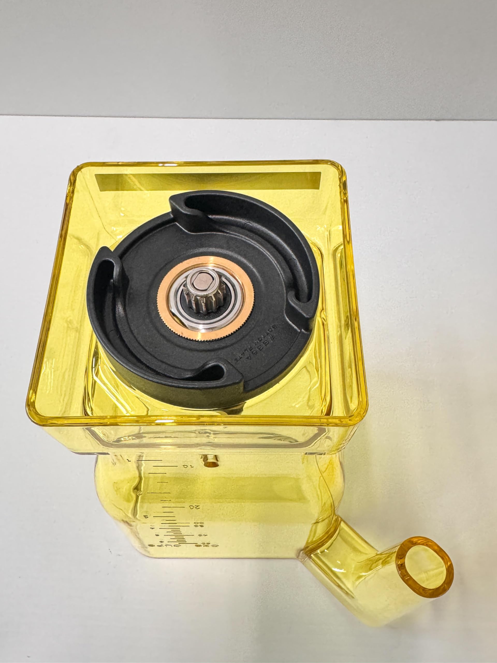 Yellow B Jug 1.5L with 6 Blade and Tamper Rod