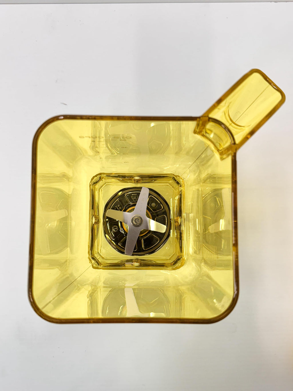 Yellow B Jug 1.5L with 6 Blade and Tamper Rod